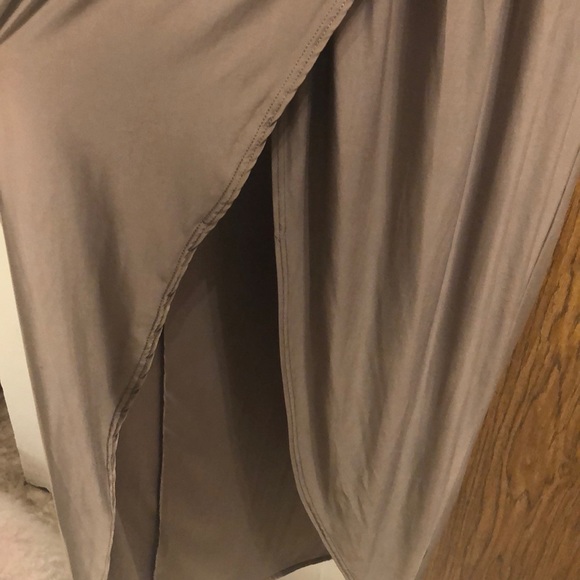 Boohoo long split dress - Picture 3 of 4